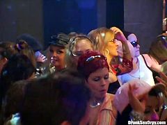 Tainster sex clip will show you what a real party is. Dozen of chicks enjoy clubbing. They get drunk at once and wanna seduce not only men, but kinky gals to demonstrate their fucking skills. Gosh, this orgy party is a dream of any dude.