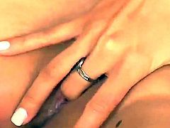 Heather Hunter spreads her legs on cam and feels no shame