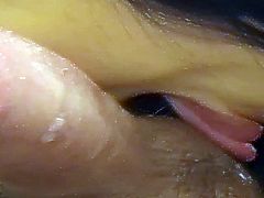 Look atthe way this amateur cock sucker Anna gives blowjob. She is looking lusty and fine on homemade POV sex video closeup.