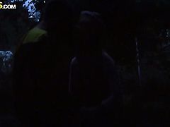 Stare at everything this amateur couple is doing during picnic. They are relaxing, drinking beer and then the cutie is starting to play with big cock by mouth and hands.