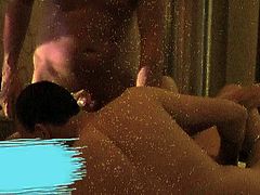 Amateur foursome and fingering to orgasm