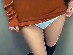 Japanese Girl shows her panties