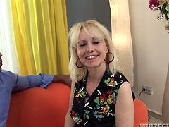 This woman needs a BBC to get full satisfaction. She takes her lover's massive dick in her mouth and sucks it greedily like mad.