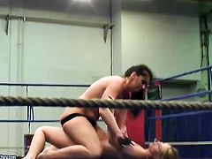 This weeks bitchy catfight features Lisa Sparkle vs. Linda Ray. Slowly they approach each other in the boxing ring and the ferocious fight over submission starts. When theyre already nude, Linda manages to sit on Linda, but afterwards she loses dominance and Linda gets on top. The rough grappling ends up in cunt licking and fingering...