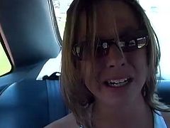 Sweetheart enjoys tasty cock cumming in her mouth after a quick oral in the car
