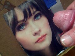 Celeb Facial Zooey Deshanel