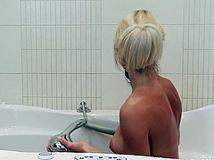 Superb blonde teen angel masturbating her wet pussy in the bath tube