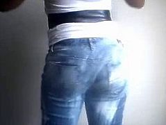 fit hotty in tight jeans