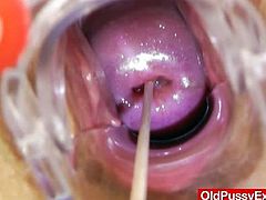 Watch this sexy blonde milf Karen strips off her clothes and for getting her pussy checked up her gyno exam.Karen gets a speculum gyno tool up her pussy during a gyno checkup from her nasty old doctor