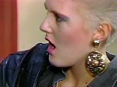 Punk head blond vicious bombshell liked racers’ cream sticks. Today she got one deep throat standing on her knees in garage. Take a look at this sweet cock suck in The Classic Porn sex clip!