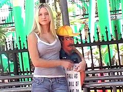 Here is a reality video with a sexy blonde pornstar who knows how to have some fun