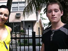Ashli Orion with big bottom and trimmed pussy takes massive money shot on her lovely face