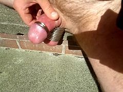 Quinness outdoor wank