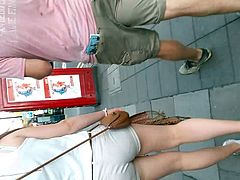 Londonperv's Candid Video 2014 - Tourist with a Great Ass