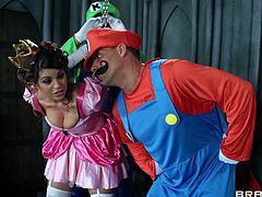 Watch the slutty Brooklyn Chase dressed as Princess Peach getting laid by two guys with big cocks in this threesome while dressed as Mario and Luigi.