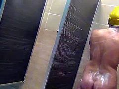 Shower Spy Cameras brings you a hell of a free voyeur video where you can see how some VERY horny sluts get caught taking a shower without knowing their being filmed.