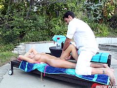 This lady clearly knows how to keep herself fit and sexy! After swimming, the busty blonde adores a relaxing massage. The guy seems to be very skillful, as one could read an expression of satisfaction on the blonde's face. Enjoy the video!