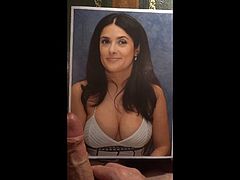 Cum tribute to Salma Hayek