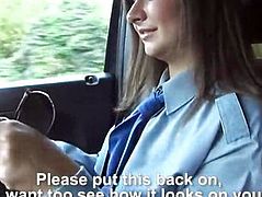 Attractive policewoman Latoya hitchhikes and fucked in public