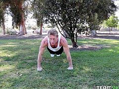 She is so turned on by this hot guy doing push ups in the park, that she offers to meet him in his car, so she can give him a blowjob. He leans in and the spandex covered hottie, sucks his stiff erection.