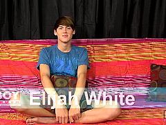 Atlanta native Elijah White looks reserved and conservative but boy he is not especially when you let him work on his orgasm as he loves dildo so much that his butthole can devour that sex toy inside.