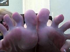 Milf hot french pedicure 2