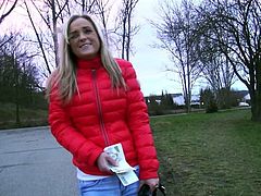 Blonde vixen was walking carelessly on a cold autumn day and she did not expect to get a sex invitation. Soon enough, hers is a creampie pussy and she likes it a lot