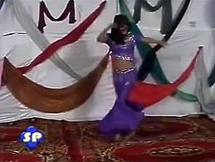 Amateur Pakistani Shemale Purple Suit Dancing