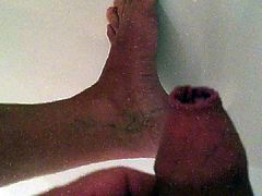 Fusspflege in der Wanne- footcare in the tub