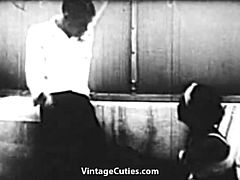 Hairy Pussy Surprise Right at Home (1950s Vintage)