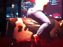 Thick sexy chick rides a mechanical bull