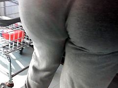 phat ass at the laundromat