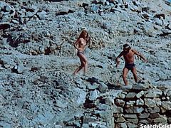 Lily Avidan and Tzila Karney - An American Hippie in Israel (1972)