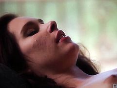 Kris Slater gets seduced into fucking by Melody Jordan