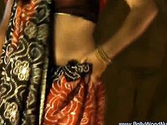 Awesome Indian Dancer MILF