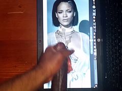 Jerking & Cumming to Rihanna CUMtribute