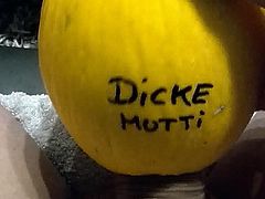 Dicke Mutti