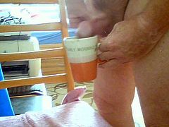 Dei Tasse Kafee mit Sahne