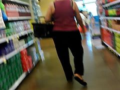 Thick milf in kroger