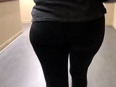 Sexy nice candid voyeur ass in spandex