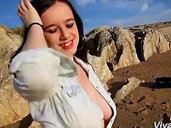 teen slut tuga claudia on the beach 2