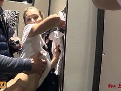 Public sex - Horny fit feen fucked in the fitting room. Mia Bandini