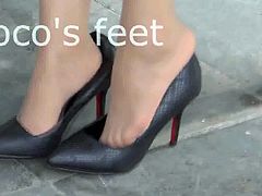 http://img2.xxxcdn.net/0s/1c/ce_mature_feet.jpg