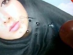 Zahra je te sperme sur ta gueule de pute hijabitch