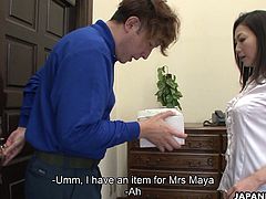 Sex-starved Japanese housewife Maya Sawamura seduces one delivery guy