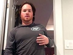Jets Fan Eats His Hot Load