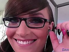 Wicked shelady cums whilst drilling her butt