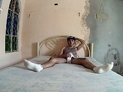 Brazilian Men Jerking off on bed