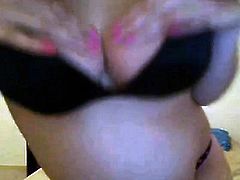 Lovely pregnant on cam 2