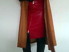 http://img3.xxxcdn.net/0p/s1/xg_leather_coat.jpg